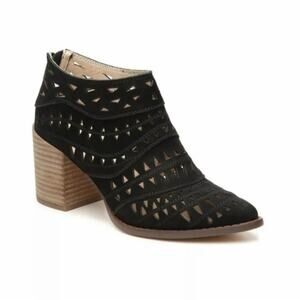 Steve Madden Black Laser-Cut Jarlyn Ankle Booties